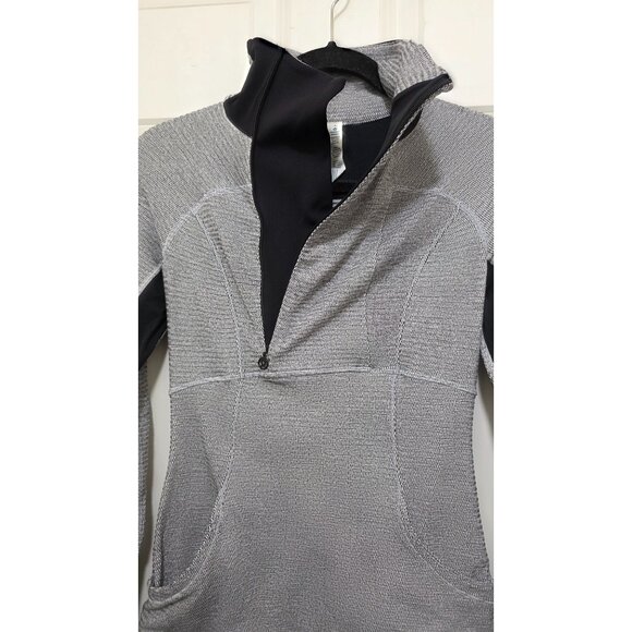 Lululemon Athletica Women's 2 Base Runner Gray & Black High-Neck Pullover Jacket - Picture 7 of 9